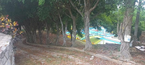 Renta Casa Con Albercas Col. Corralillos Coatzintla Veracruz