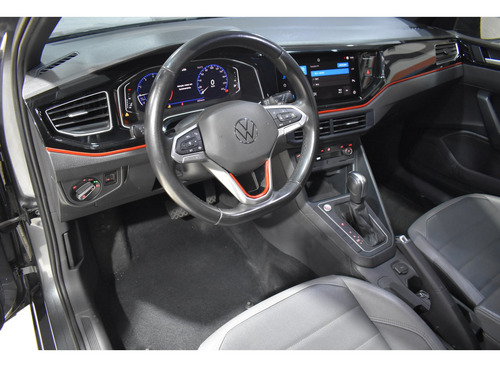 Volkswagen Nivus 1.0 200 TSI TOTAL FLEX HIGHLINE AUTOMÁTICO