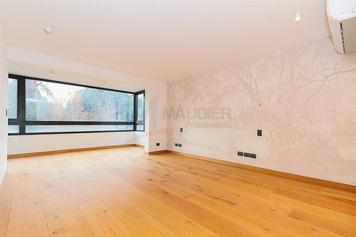Departamento En Arriendo De 2 Dorm. En Las Condes