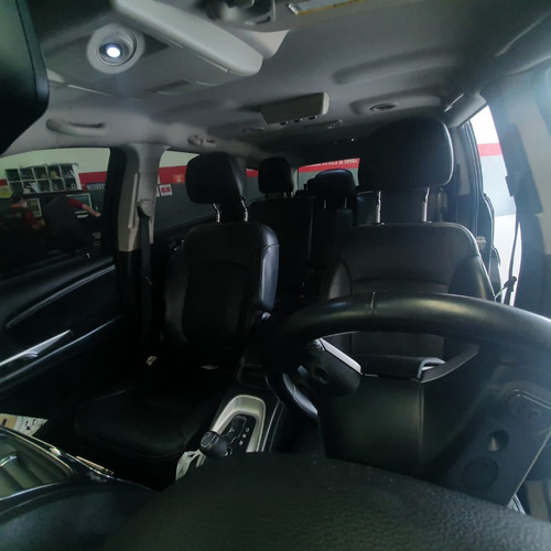 Imagem 7 de 12 de Fiat Freemont Precision 2.4 2012 Automatico 7 Lugares
