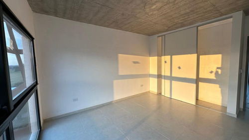 Dpto. 3 Amb. En Alquiler En Deparc Polo Hurlingham