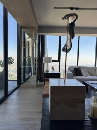 Exclusivo Penthouse En Venta Taira Bosque Real