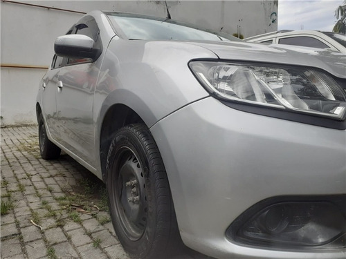 Imagem 2 de 7 de Renault Logan 1.6 Expression 8v Flex 4p Manual