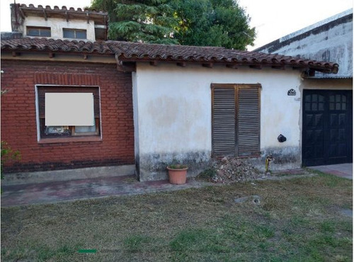 Casa En Venta En Longchamps