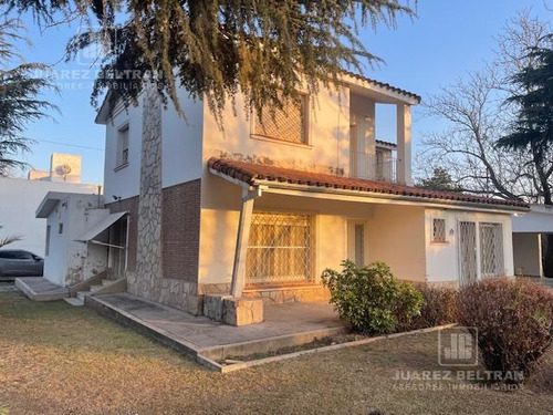 Casa En Lomas Sur