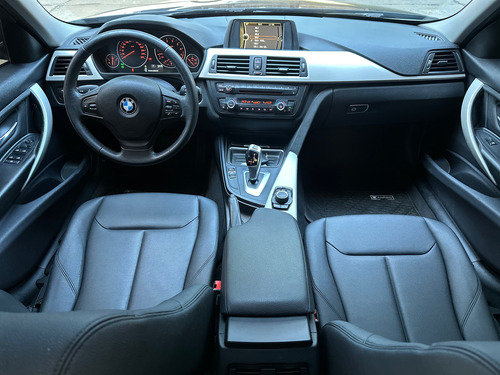 BMW Serie 3 2.0 320i Sedan Executive