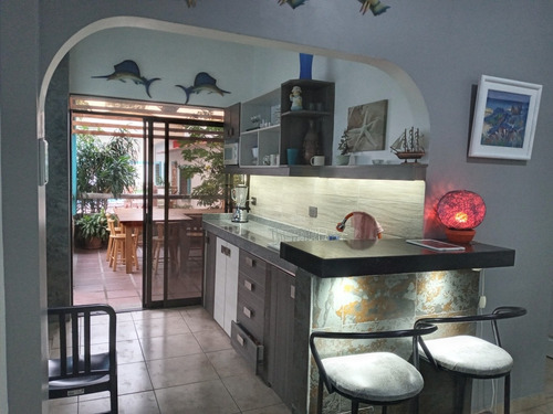 Imagen 8 de 30 de Salinas Casa Con Piscina Privada Al Pie Del Mar