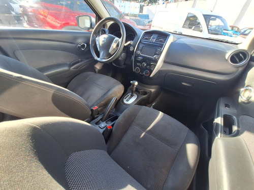 Nissan Versa 1.6 Advance At