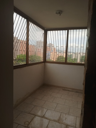 Vera Casa Inmobiliaria Alquila Apartamento En La Urb Los Nisperos Valencia Jlop