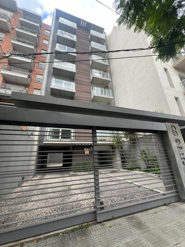 Departamento 2 Ambientes Con Balcón Y Terraza En Venta En Castelar  