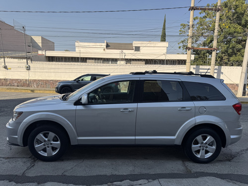Dodge Journey 2.4 Sxt 7 Pas. At
