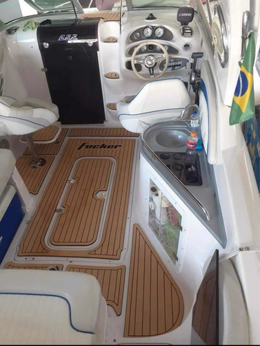 Imagem 6 de 15 de Focker 255 Motor 250 Hp Cabinada