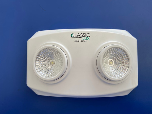 Lampara De Emergencia Led  2w 2 Faros Recargable Classic Lux