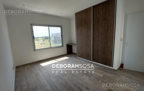 Casa En Venta Puertos Del Lago-escobar-5 Ambientes-maschwitz-escobar