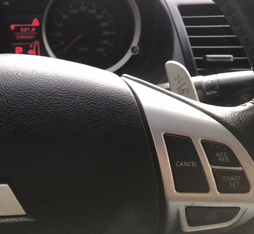 Imagem 20 de 25 de Mitsubishi Lancer 2.0 Automático Prata Ano 2014