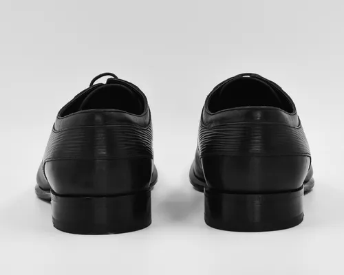 Sapato Social Masculino Louis Vuitton Derby Couro Preto