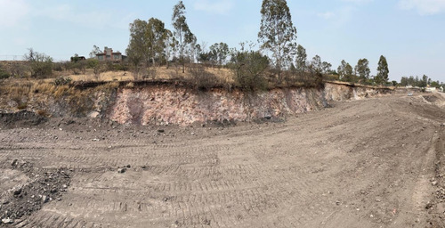 Terreno Campestre, Escritura Inmediata, Con Opción A Crédito, Rectangular, A 12 Min De Los Arcos De Queretaro, En Carretera Queretaro Huimilpan, En Oportunidad.