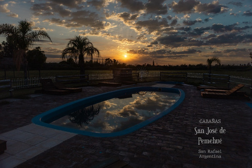 Imagen 9 de 16 de Cabañas En San Rafael Con Pileta, Quincho, Amplio Parque.