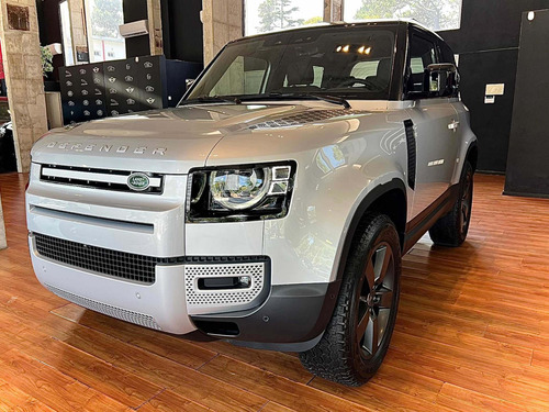Imagen 9 de 21 de Land Rover Defender New 90 Extrafull