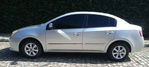 Imagem 8 de 14 de Nissan Sentra 2011 2.0 Flex Aut. 4p