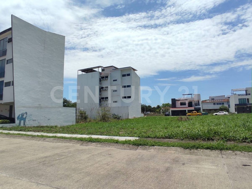 Lote En Fluvial Vallarta