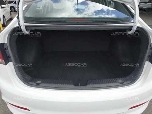 Imagem 8 de 15 de Hyundai Hb20s 1.6 Comfort Plus 16v Flex 4p Manual (flex) - 2