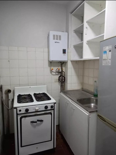 Departamento Antiguo Oportunidad De 3 Dorm. En Valparaíso