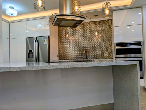 Imagen 2 de 26 de Lujoso Y Moderno Town House En Villas De San Diego Country Club Atth-ar Rc