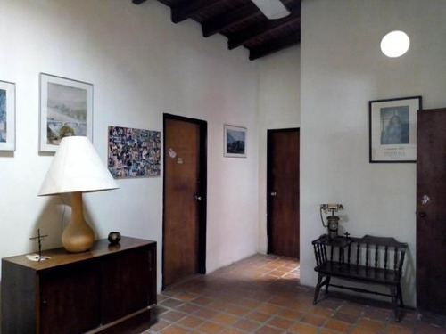 Imagen 6 de 23 de Casa En Venta En Colinas De Guataparo Valencia Carabobo 22g14120 Gerardo Guillén Rentahouse