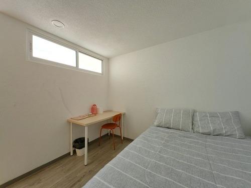 Casa En Condominio En Col. Del Valle / 282m2