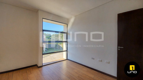 Imagen 9 de 13 de Casa En Venta Zona Urubo Condominio Los Parques 3