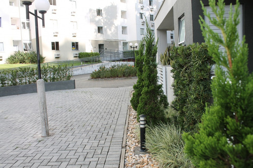 Imagem 1 de 19 de Apartamento 2 Dormitórios Em Blumenau À 700 Metros Do Centro! - 35711632v