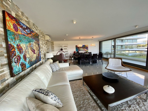 Imagen 3 de 28 de Espectacular Apartamento Ubicado En La Brava - Punta Del Este Brava