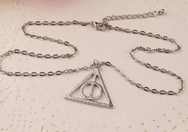 Colar Relíquias Da Morte Giratório Prata Harry Potter Cordão