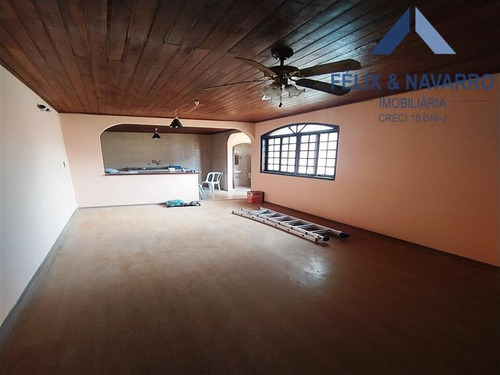 Imagem 4 de 12 de Casa Fundos - Jd Vista Linda - 1665