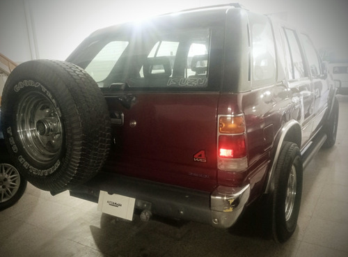 Isuzu Rodeo 3.2 Xs V6 4x4