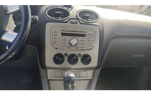 Imagem 12 de 14 de Ford Focus Glx 2.0 16v Flex
