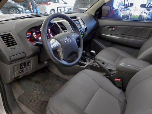 Toyota Hilux 3.0 SRV 4X4 CD 16V TURBO INTERCOOLER DIESEL 4P AUTOMÁTICO
