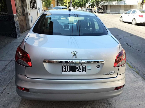 Imagen 5 de 12 de Peugeot 207 2012 1.4 Sedan Xs
