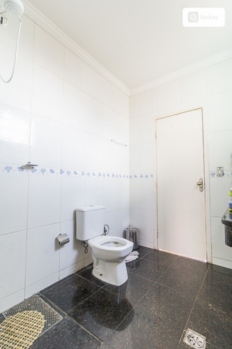Imagem 15 de 15 de Aluguel De Casa Com 240m² E 6 Quartos - 10671