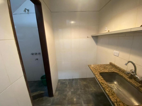 Local En Venta Ubicado En Almagro, Capital Federal, Buenos Aires