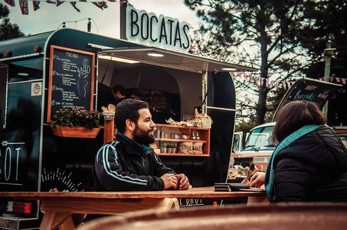 Imagen 3 de 15 de Mantenimiento, Reparacion Y Equipamiento De Food Trucks