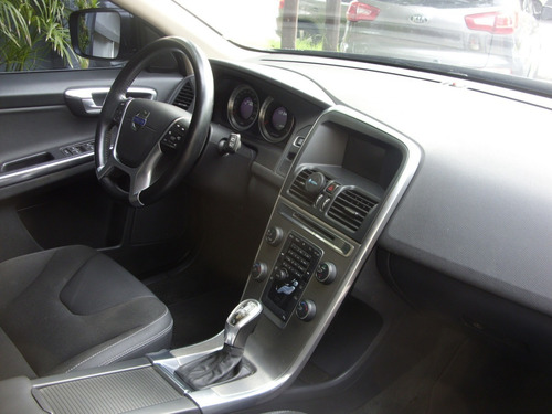 Volvo XC60 2.0 T5 Awd High Plus 240cv