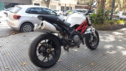 Imagen 5 de 8 de Ducati Monster