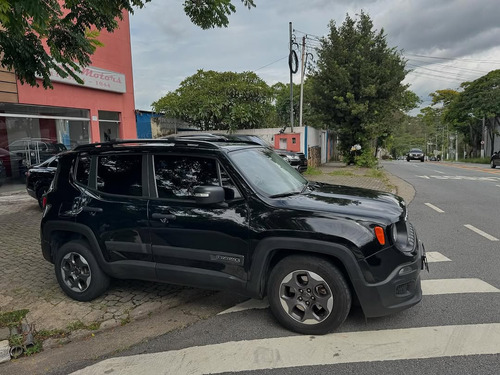 Jeep Renegade 1.8 Flex Aut. 5p