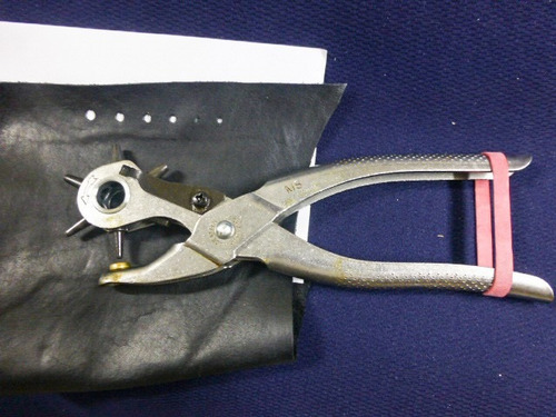 Imagen 7 de 10 de Pinza Sacabocados Alemana. Luciano Mdp. Oferta