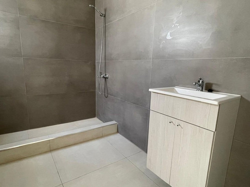 Casa En Venta - Bº La Quebrada - Lujan