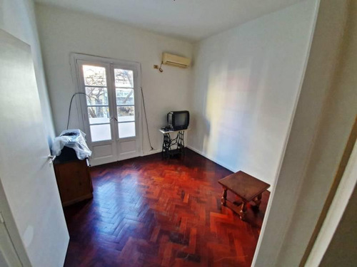 Imagen 7 de 11 de 3 Amb Al Frente 2 Dormitorios Con Patio, Balcón Y Parrilla