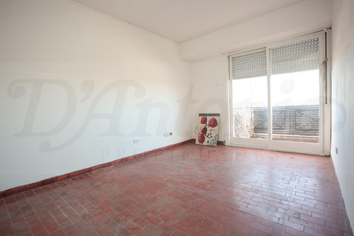 Departamento En Venta 3 Ambientes Con Balcón