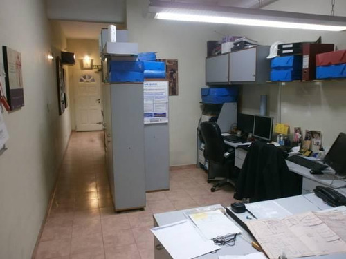 Chalet 4 Amb., 3 Plantas Y De Gran Solidez Constructiva